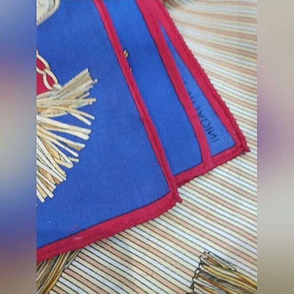 Adrienne Vittadini 💯 Silk Scarf Vintage Square - Picture 8 of 11